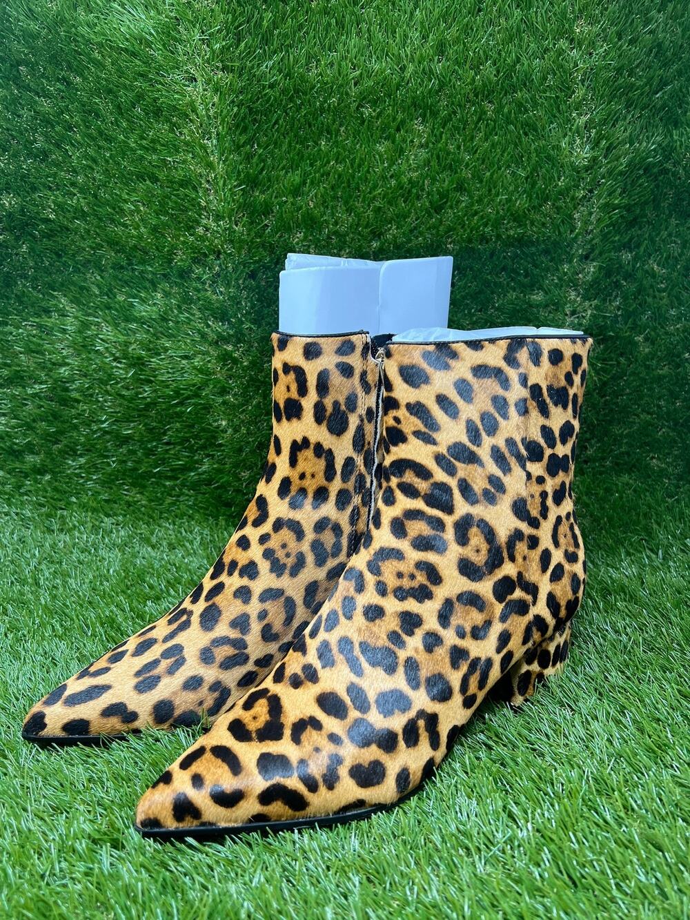 Nine West Women's 9M Maribu Pointed Toe Leopard Boots